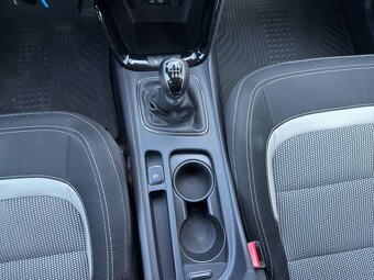 KIA CEED SW 1,6 GDi PLATINUM - 15
