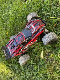 Traxxas Rustler - 15