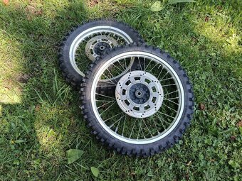 Kawasaki klr 650 - 15