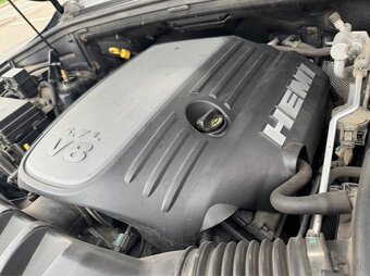 Jeep Grand Cherokee 5.7 HEMI - 15