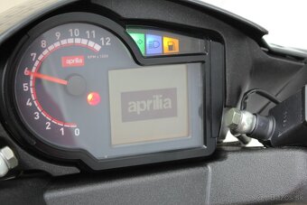 skúter aprilia SR50 2008 AM od 15 rokov ZIMNÁ CENA - 15