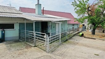 RODINNÁ FARMA S FUNKČNÝM MALOKAPACITNÝM BITÚNKOM - 15