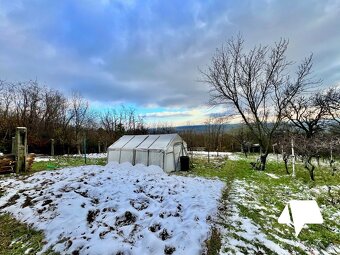 Útulná chata na predaj, kompletná rekonštrukcia, Nitrianske  - 15