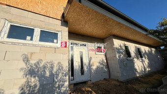 4i novostavba RD, holodom v dedinke Merašice, Hlohovec - 15