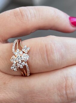 Zlatý diamantový prsteň 0,54ct - 15