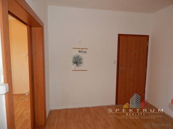 PREDANÉ-SPEKTRUM REALITY- Na Predaj 3-izbový byt, 70 m2, Han - 15