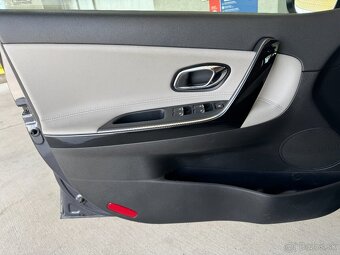 Kia Ceed 1.4i facelift 2016 Gold výbava - 15