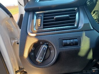 Skoda rapid 1.4 tsi DSG 92 kw REZERVOVANE - 15