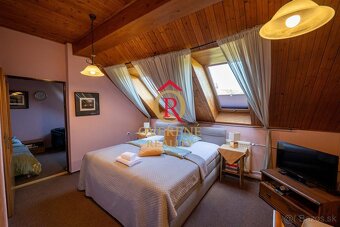 Exkluzívne na predaj zabehnutý penzión s dvojpodlažným bytom - 15