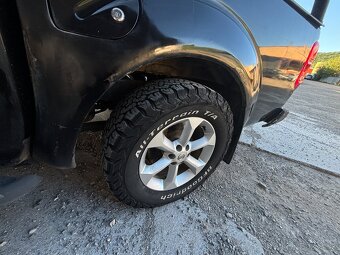 Nissan Navara D40 2.5 DCi 128kw 4x4 - 15