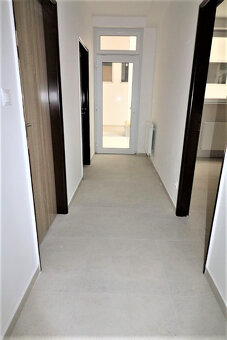 Prenájom priestoru 138 m2 na rôzne účely Bytčická ulica - 15