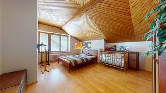 Na predaj Rodinný dom -rezort - Banská Bystrica 4500m2 - 15