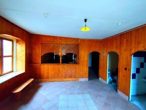 Predám polyfunkčnú budovu v obci Hollóháza - 15