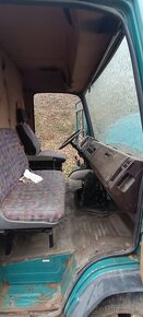 Mercedes Vario - 15