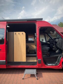 Autokaravan Renault Master . Obytná dodavka - 15