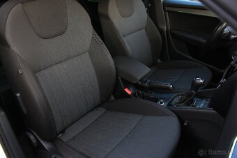 Škoda Octavia Combi TDI, DSG, Vyhr. volant, Kamera, LED - 15