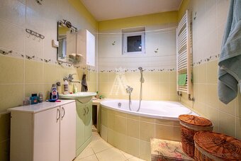 DVA DOMY ZA CENU JEDNÉHO, MYSLAVSKÁ ULICA, KOŠICE MYSLAVA - 15