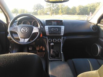 Mazda 6 kombi  2.0 MZR 108kw (2008) - 15