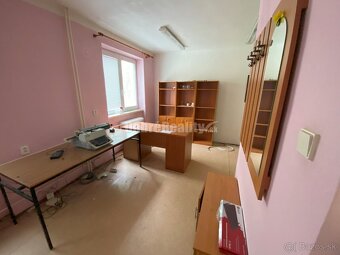 Na predaj veľká komerčná budova v centre Rimavskej Soboty - 15