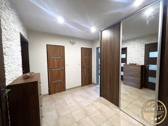 Štýlový komplet prerobený 3iz.byt za 1iz.byt sídl.Dubnička B - 15