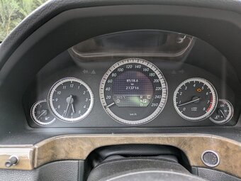 Mercedes W212 E350CGI - pojazdné, porucha motora - 15