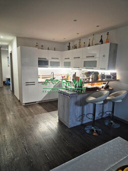 Autoumyváreň s kaviarňou a dvomi bytmi ID: 059-18-STK - 15