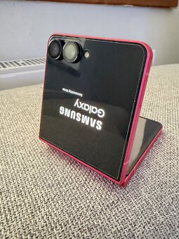 Samsung Z Flip 7 256gb - 15