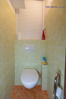 Predaj reknštr.4izb bytu 79m2+mur.pivnica 18m2-Predajom voľn - 15