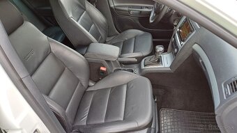 Škoda octavia combi RS.2.0TDI model2012dovoz top stav navi.. - 15