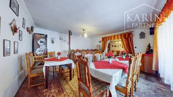 V centre Banskej Štiavnice rodinný dom 271 m2 s parkovaním - 15