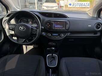 Toyota Yaris 1.5 Hybrid Live e-CTV,75KW.A1.5d.Kamera,Navy..1 - 15
