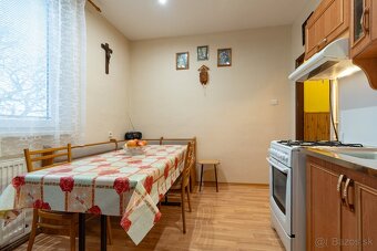 NA PREDAJ VEĽKÝ 3 IZBOVÝ BYT S VLASTNOU GARÁŽOU | 76m2 + BAL - 15