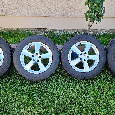 Predám zimné pneu Dunlop na diskoch Dezent R17 - 15