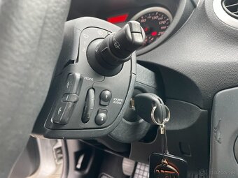 Renault Clio III 1.5 dCi - 15