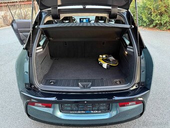 BMW i3 120Ah 2022 PROFI NAVI. KEYLESS, ADAP. LED. KŮŽE - 15