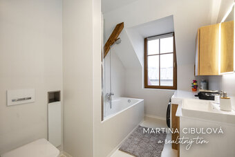 2.5 izbový byt s parkingom v centre Banskej Bystrice je na p - 15