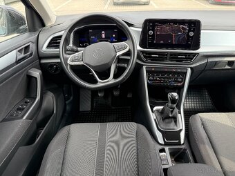 Volkswagen T-Roc 2.0 TDI Style Kupene v SR - 15