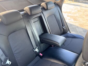 Kia Ceed 1.6Crdi 85kw - 15