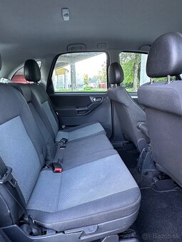 Opel Meriva 1.6i Benzín Automat - 15