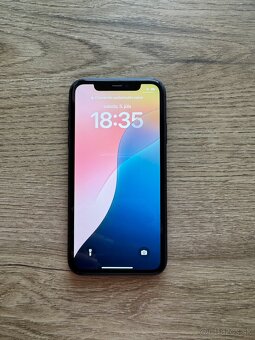 iPhone 11 64GB - 15