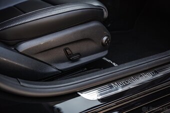 Mercedes-Benz E 220d AMG Line Night Edition - 15