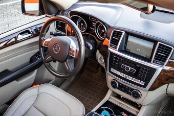 Mercedes-Benz ML 350 BLUETEC 4MATIC AT/7 - 15