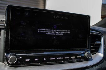Kia Ceed SW 1.5 T-GDi GT-Line M6 - 15