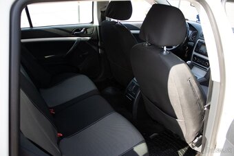 Škodu Octavia Combi 1.6 TDI CR DPF - 15