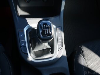 Hyundai i30 WG 1.6CRDi 85kW STYLE NAVI ALU ČR SERVISKA - 15