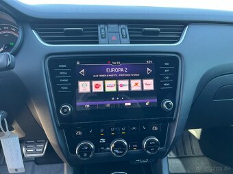 Škoda Octavia Combi 2.0 TDI RS DSG - 15