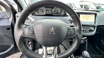 Peugeot 2008 1.2 PureTech Crossway Automat - 15