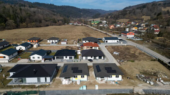 Nový rodinný dom - tichá časť obce Svederník - 15