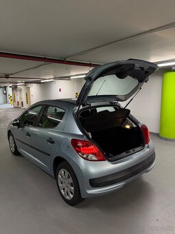 85600km. PEUGEOT 207 1.4 54kw kúp. v  SR 1/2011 - 15