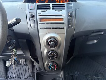 Toyota Yaris 1.33 VVT-i • 74kW • 2011 • STK/EK 03/2027 - 15